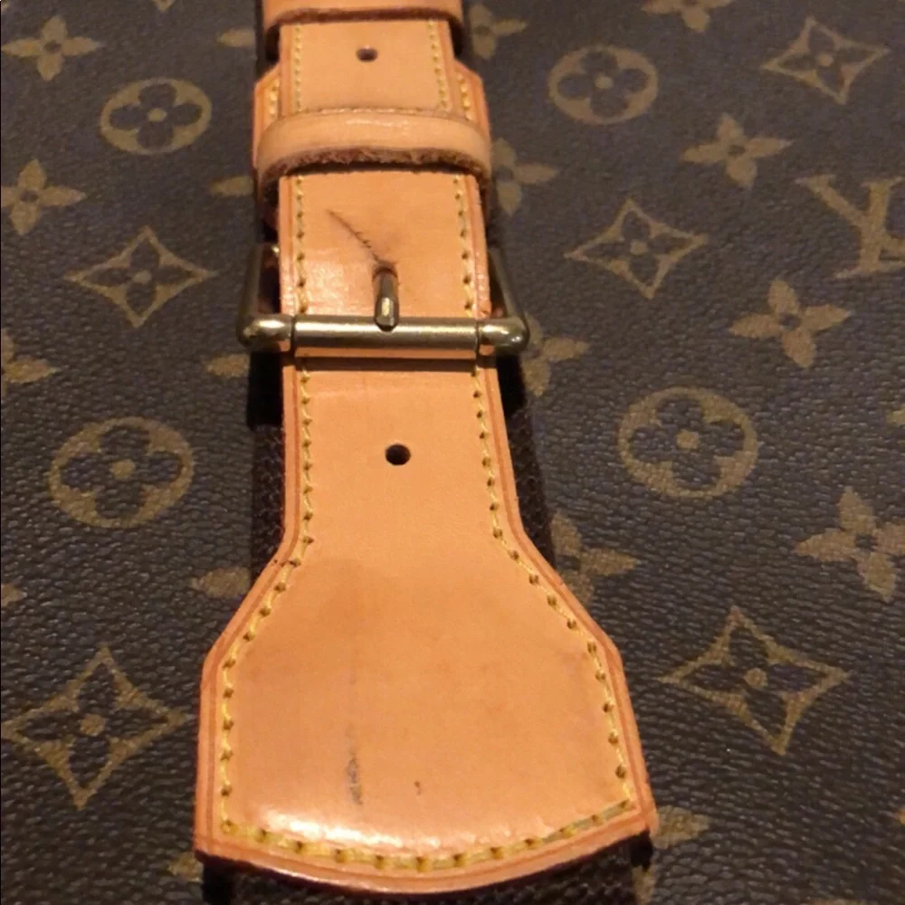 60 Louis Vuitton monogram satellite - Picture 6 of 8